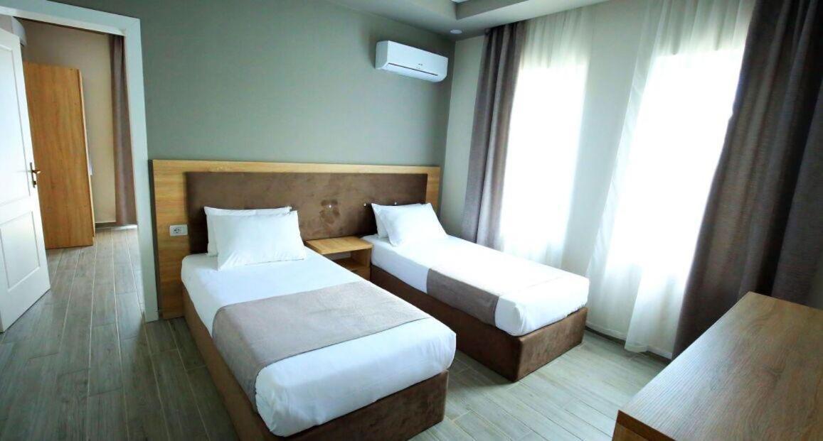 Hotel Rean Голем Екстер'єр фото