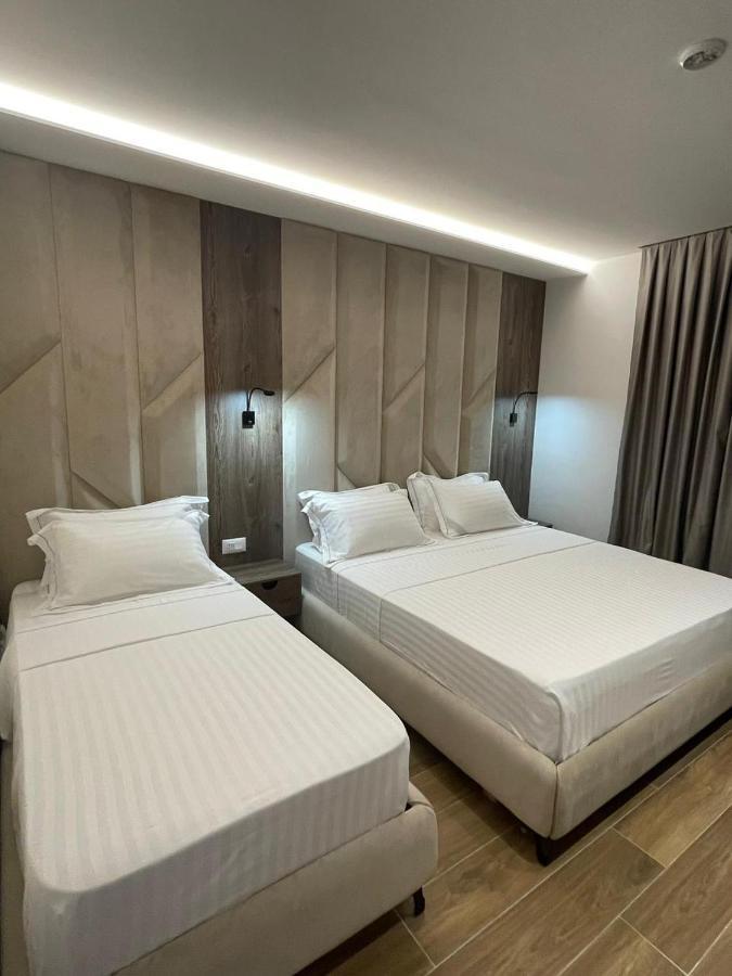 Hotel Rean Голем Екстер'єр фото